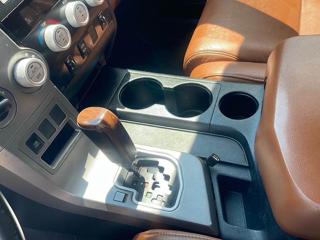 2012 Toyota Tundra Image 11