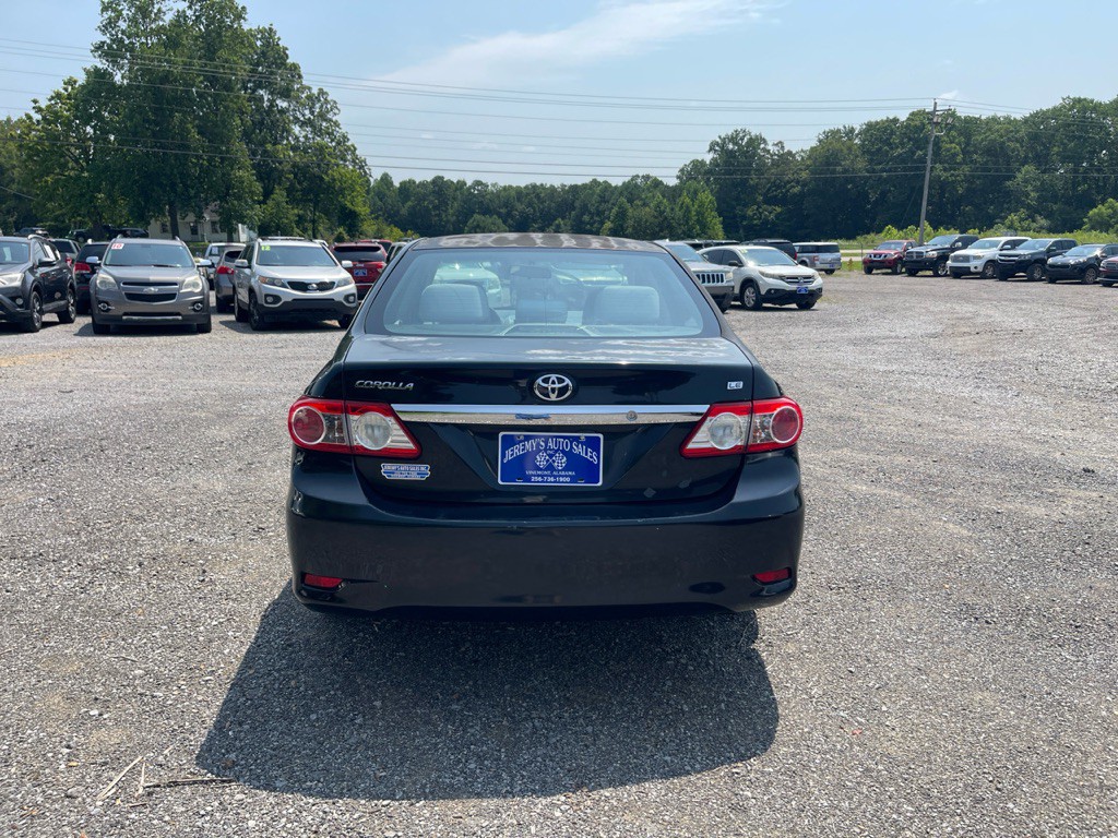 2012 Toyota Corolla Image 4