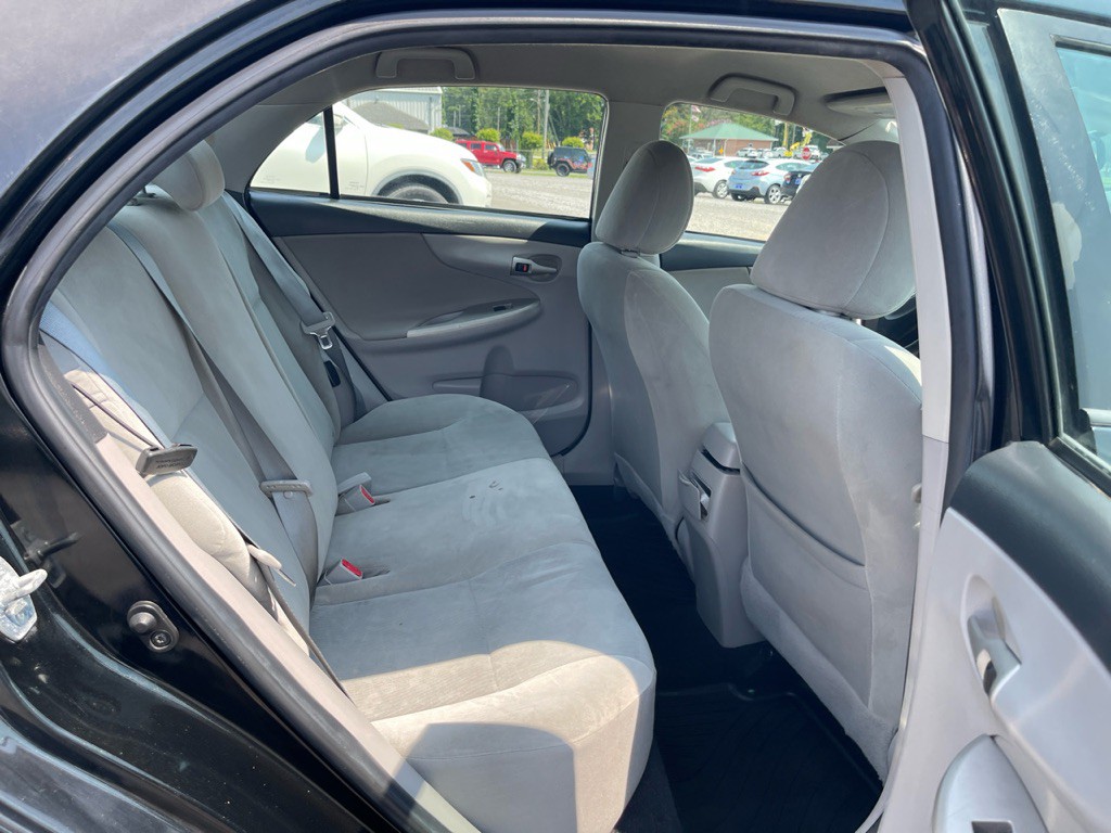 2012 Toyota Corolla Image 14