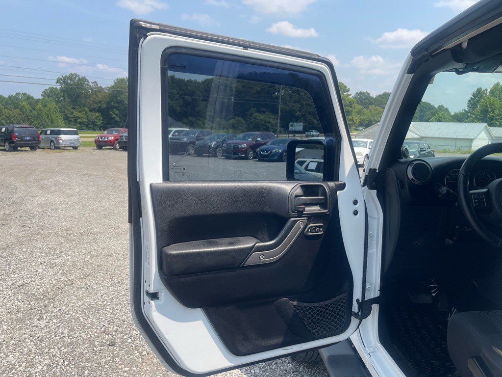 2012 Jeep Wrangler Unlimited Image 11