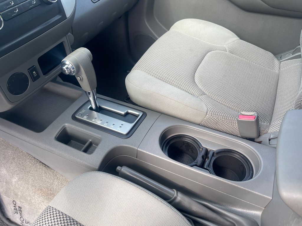 2012 Nissan Frontier Image 12