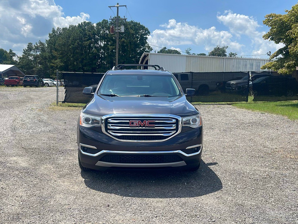 2017 GMC Acadia Image 2