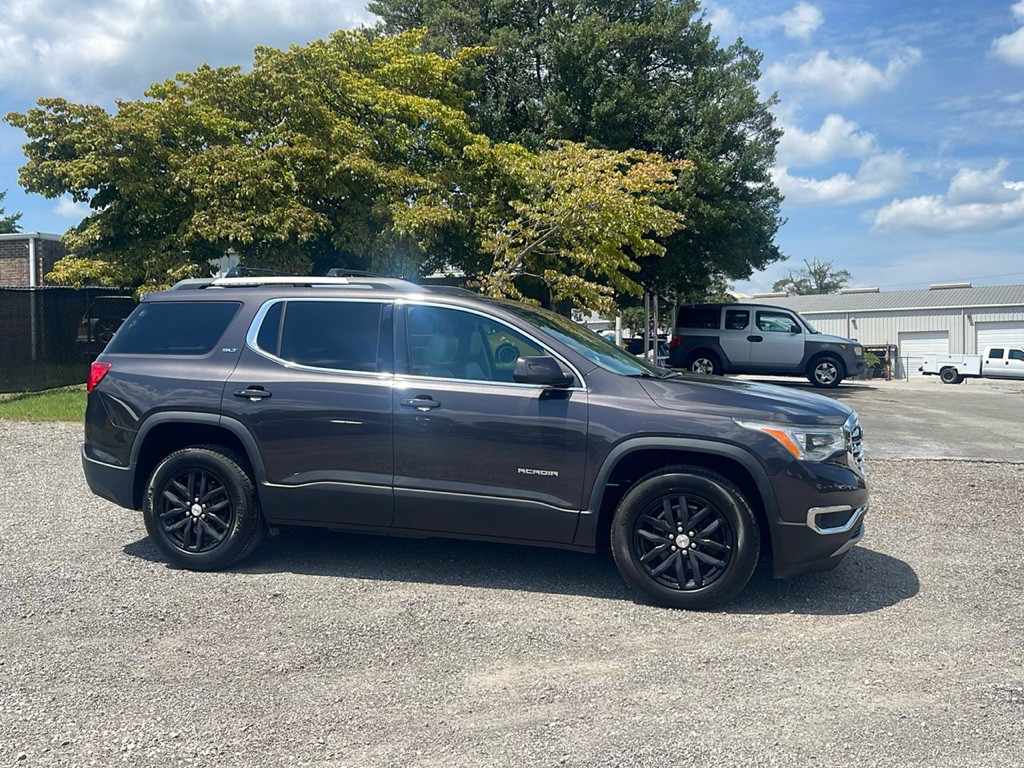 2017 GMC Acadia Image 3