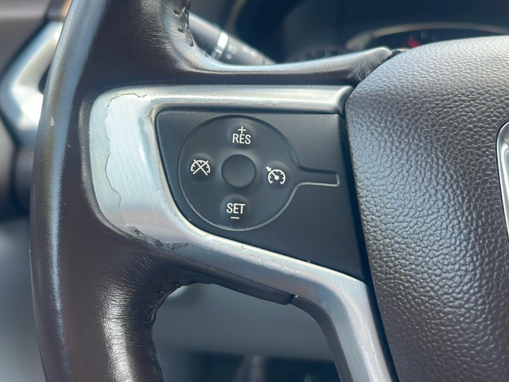 2017 GMC Acadia Image 7