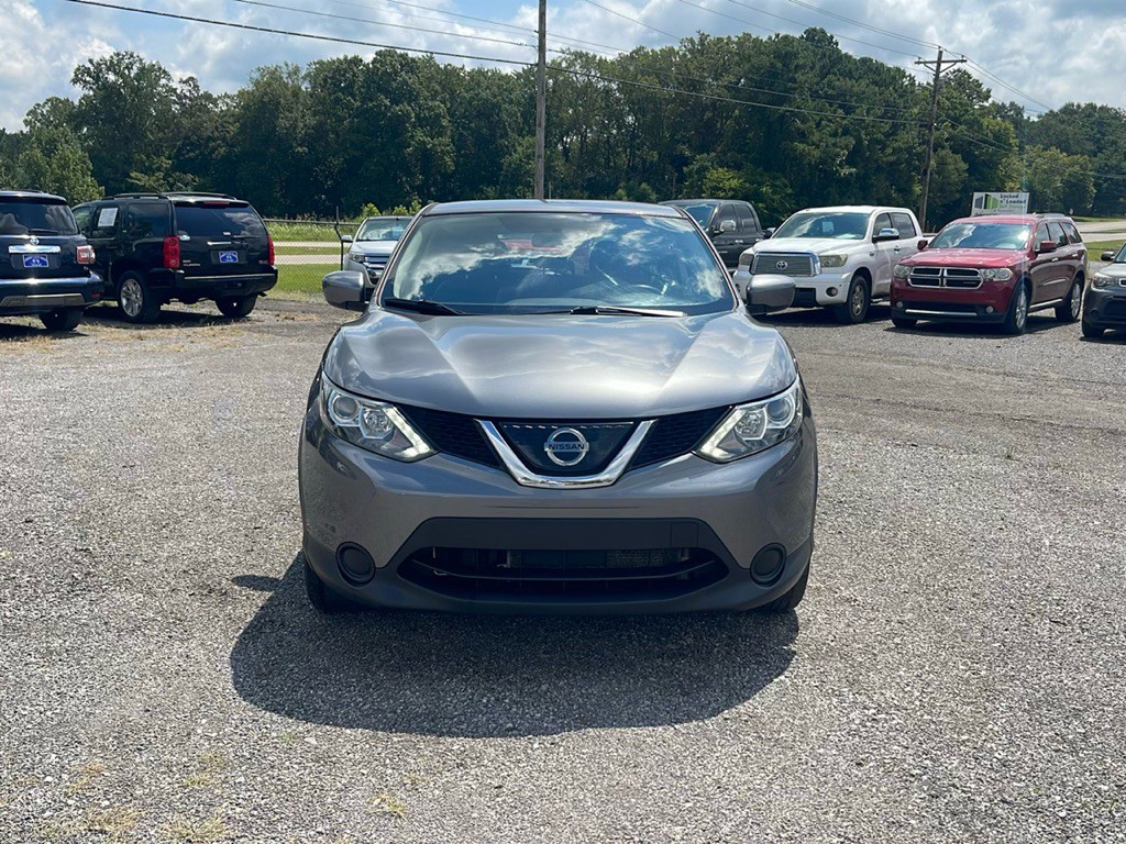 2019 Nissan Rogue Image 2