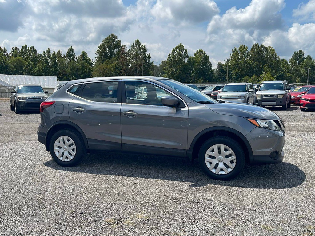 2019 Nissan Rogue Image 3