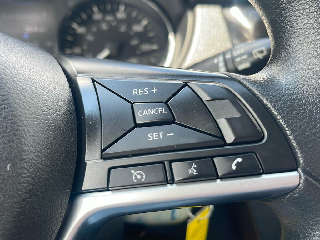 2019 Nissan Rogue Image 9