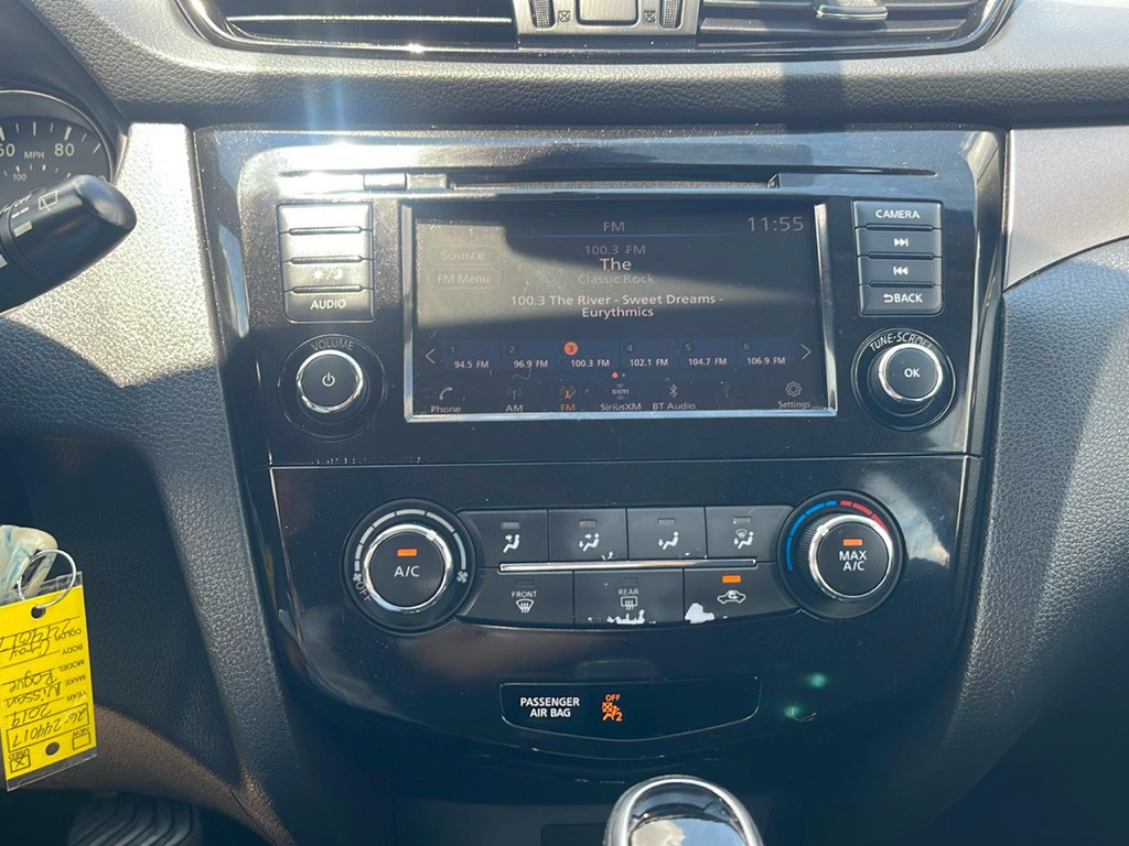 2019 Nissan Rogue Image 11
