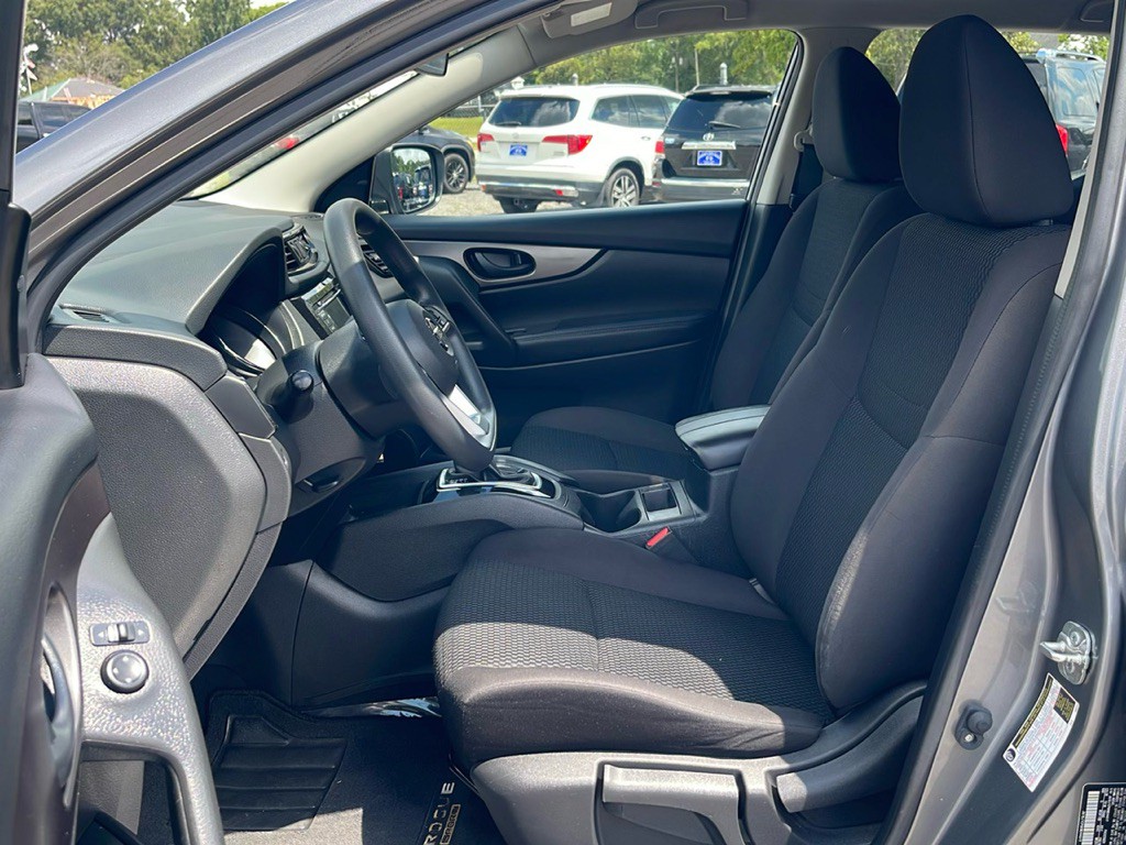 2019 Nissan Rogue Image 15