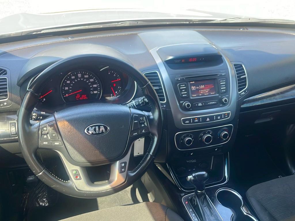 2015 Kia Sorento Image 5