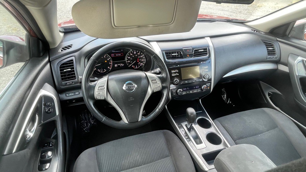 2014 Nissan Altima Image 5