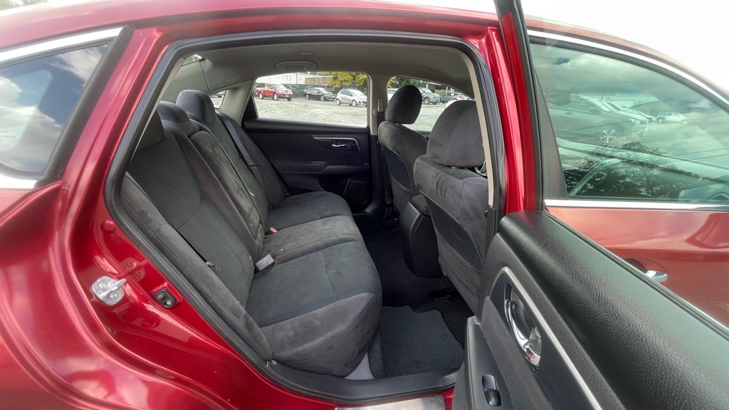 2014 Nissan Altima Image 17