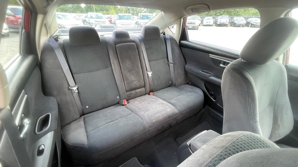2014 Nissan Altima Image 18