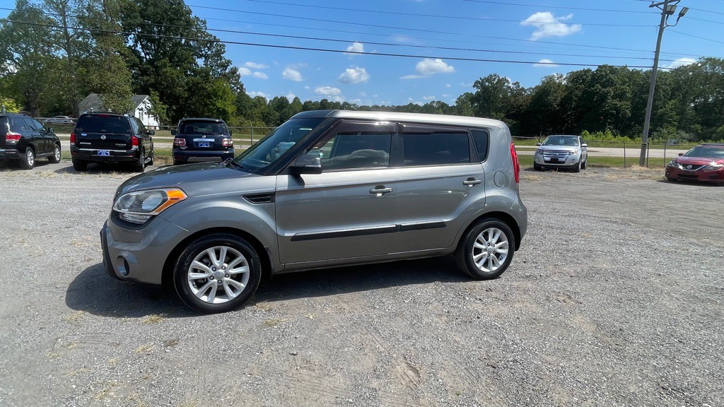 2013 Kia Soul Image 1