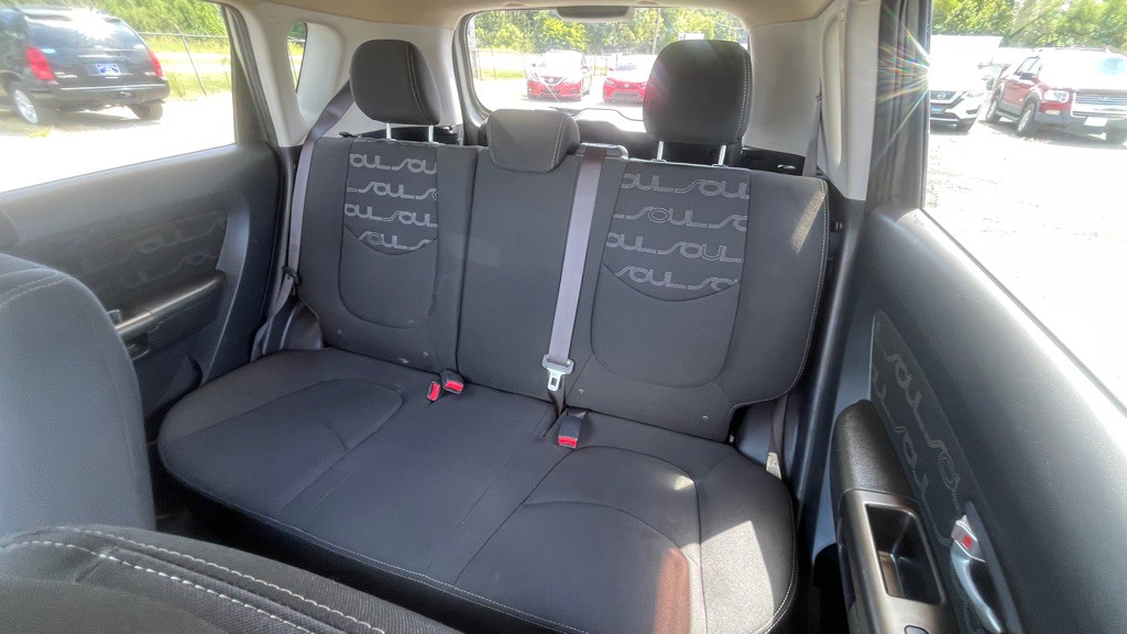2013 Kia Soul Image 19