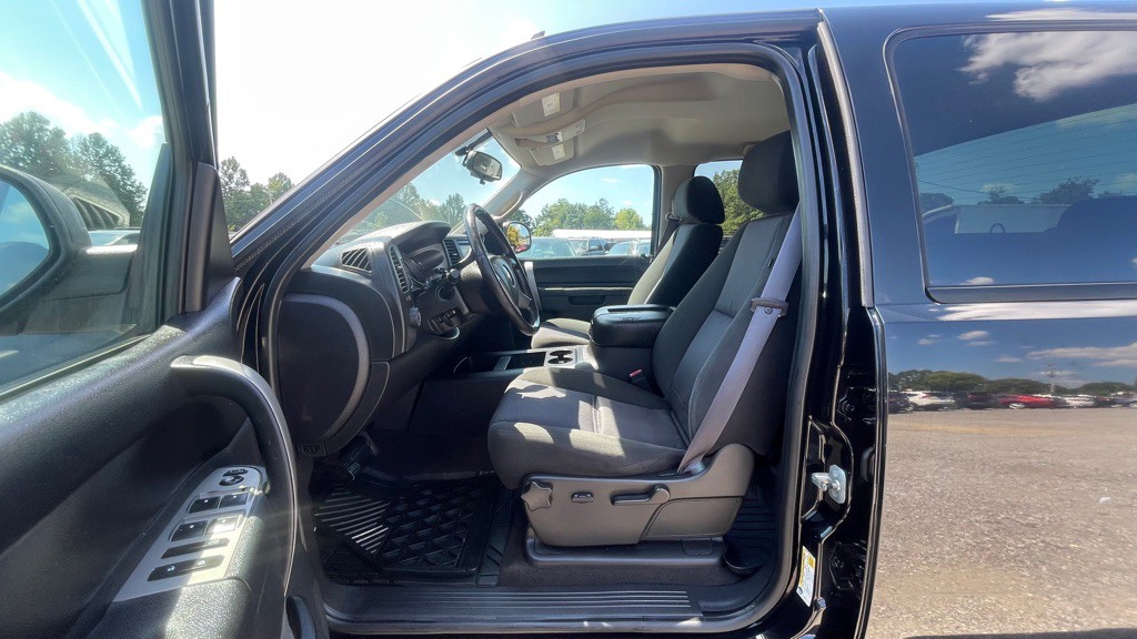 2011 Chevrolet Silverado 1500 Image 13