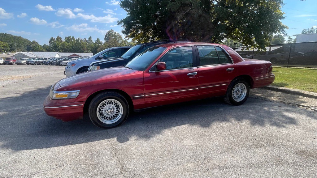 1997 Mercury Grand Marquis Image 1