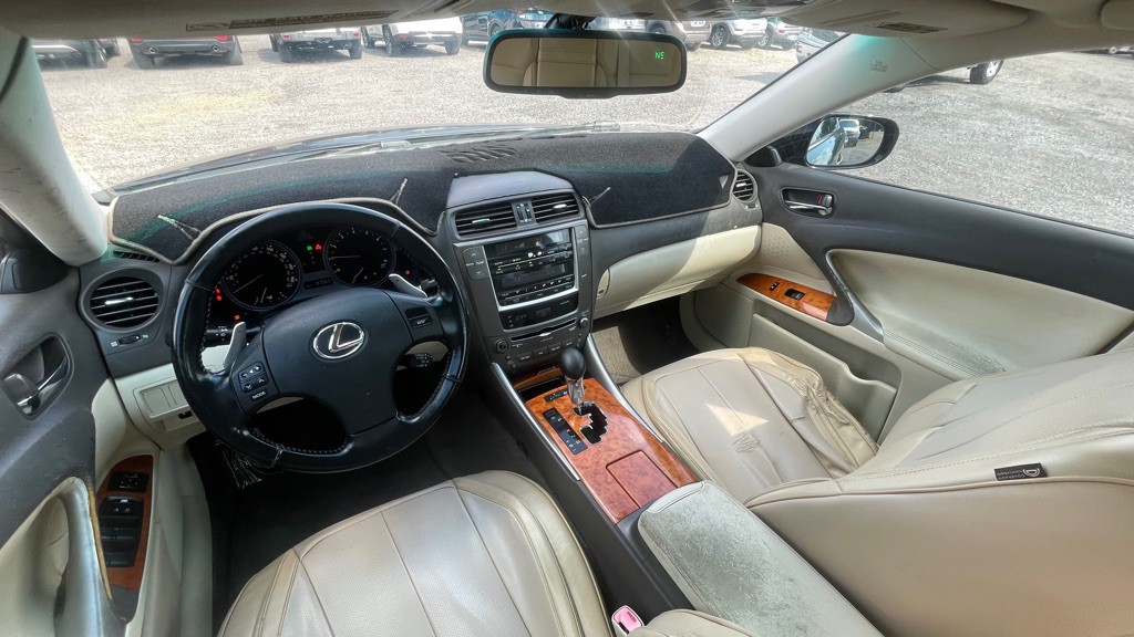 2009 Lexus IS 250 Image 5