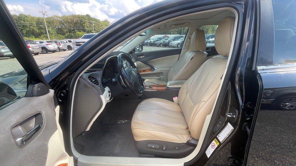 2009 Lexus IS 250 Image 12