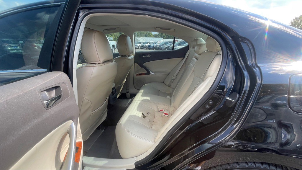 2009 Lexus IS 250 Image 15