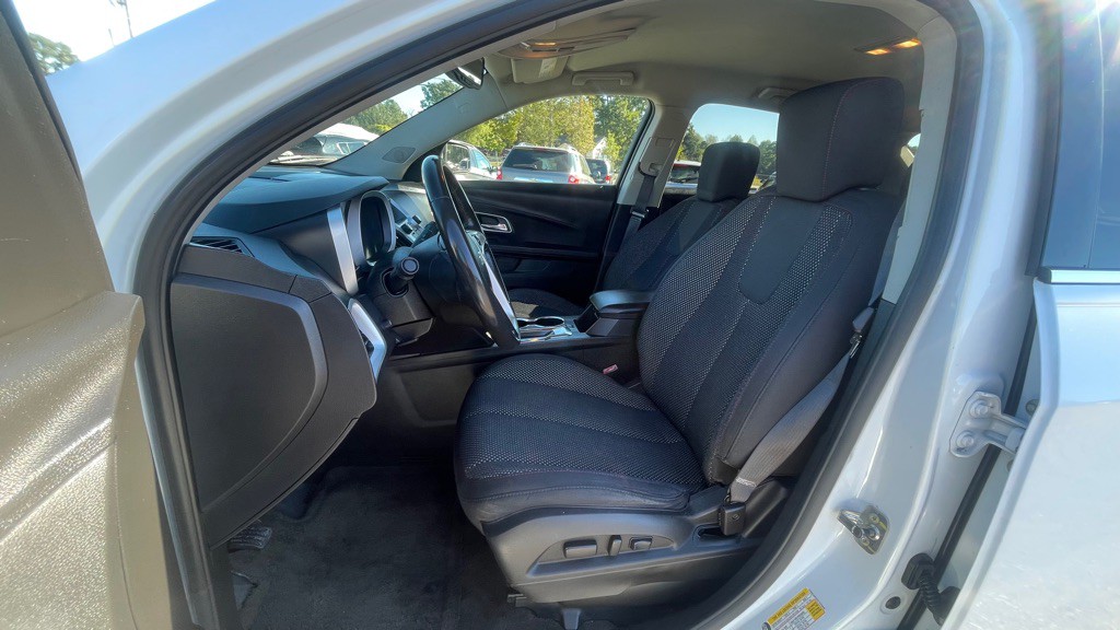 2011 Chevrolet Equinox Image 15
