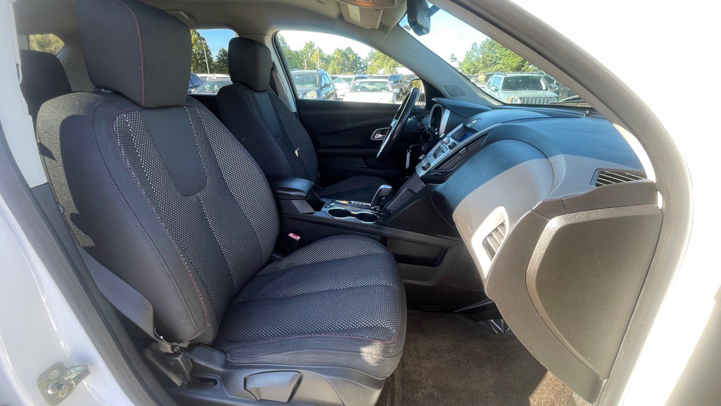 2011 Chevrolet Equinox Image 16