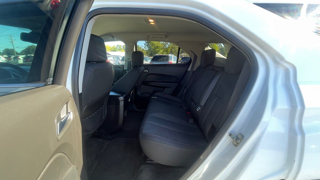 2011 Chevrolet Equinox Image 18