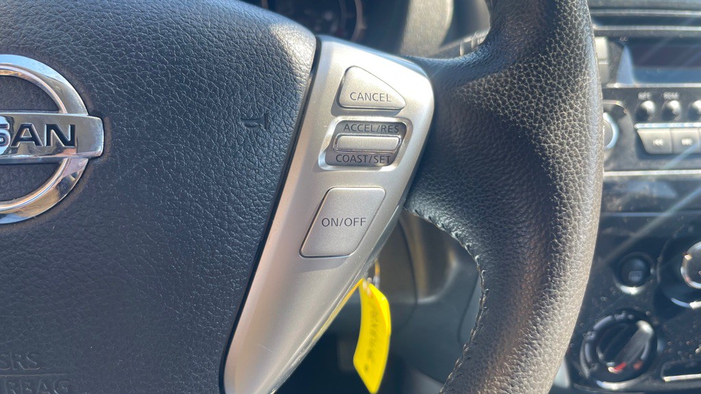 2015 Nissan Versa Image 8