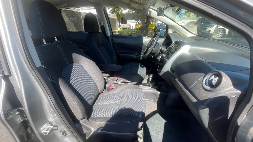 2015 Nissan Versa Image 14