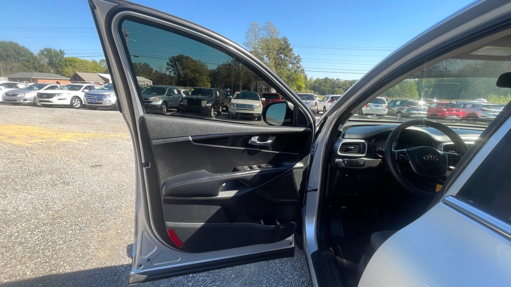 2019 Kia Sorento Image 14