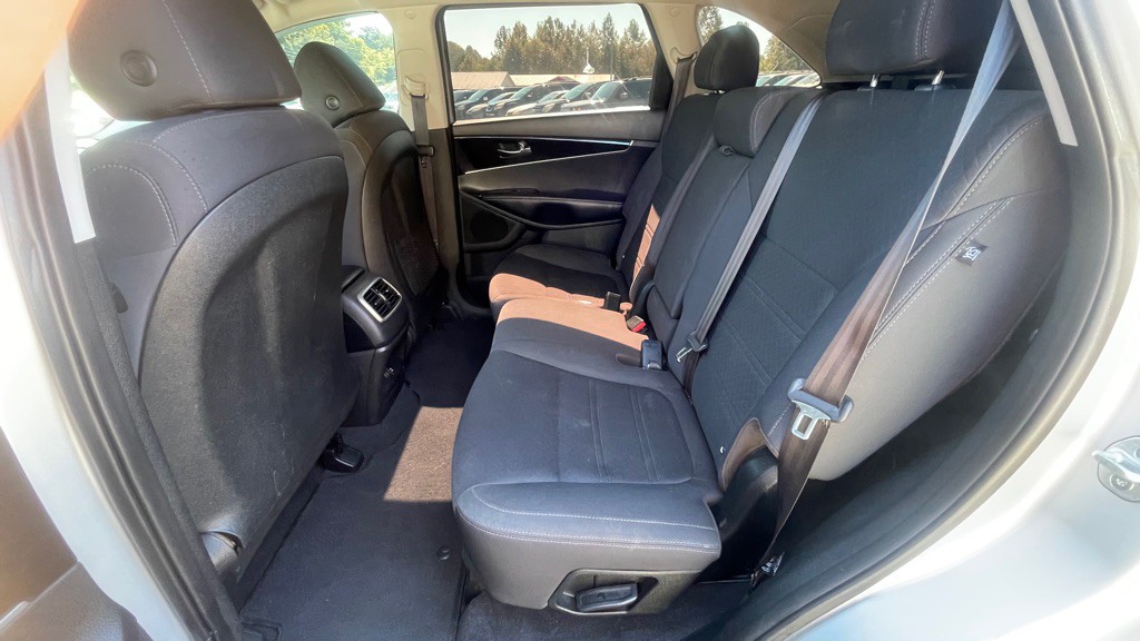 2019 Kia Sorento Image 18