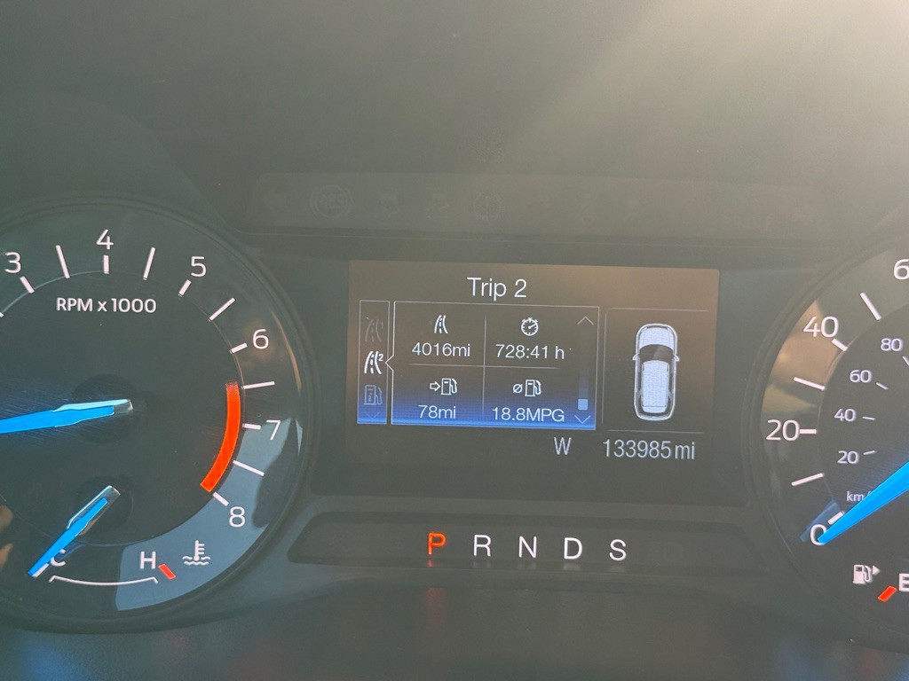 2016 Ford Explorer Image 17