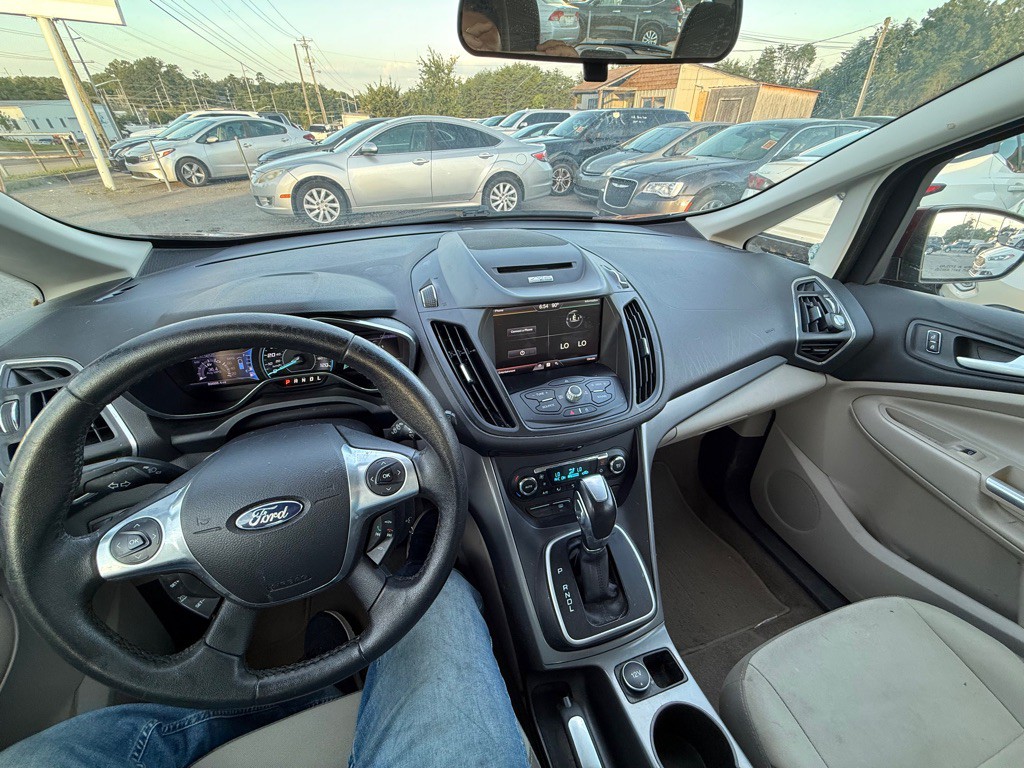 2013 Ford C-Max Image 17