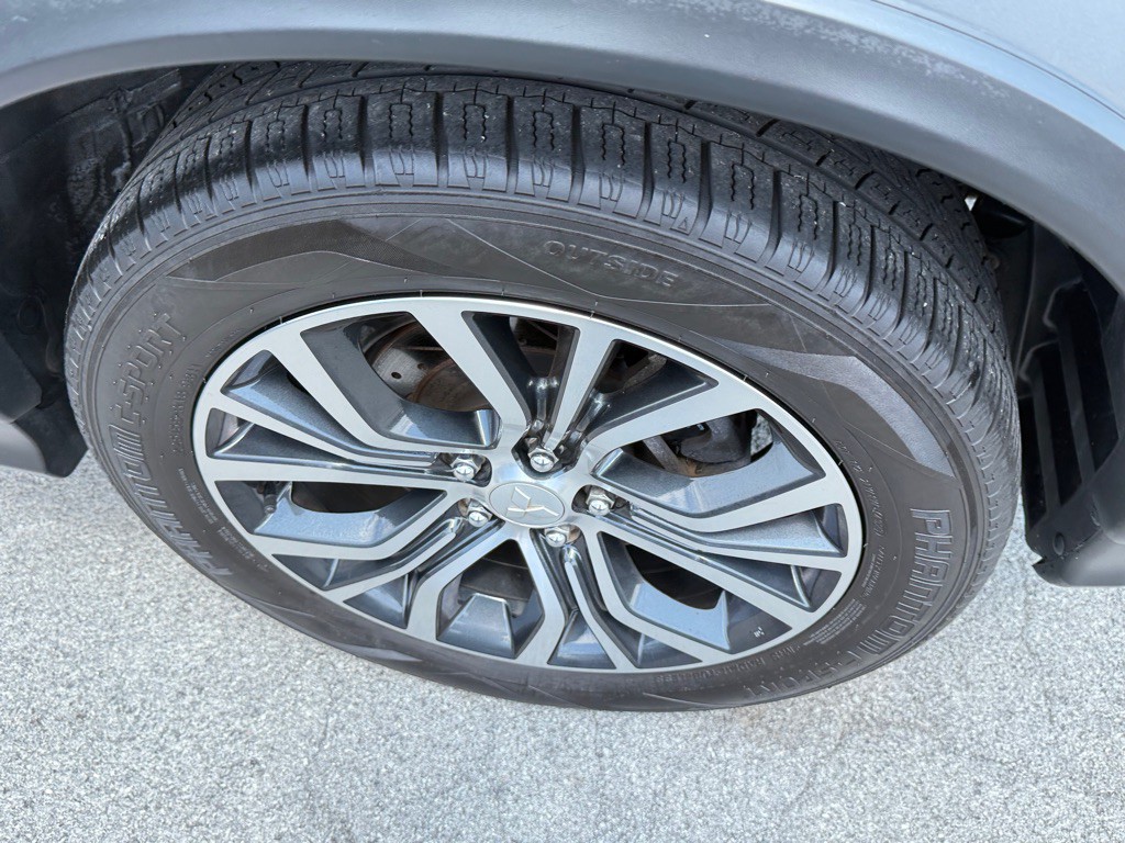 2019 Mitsubishi Outlander Image 12