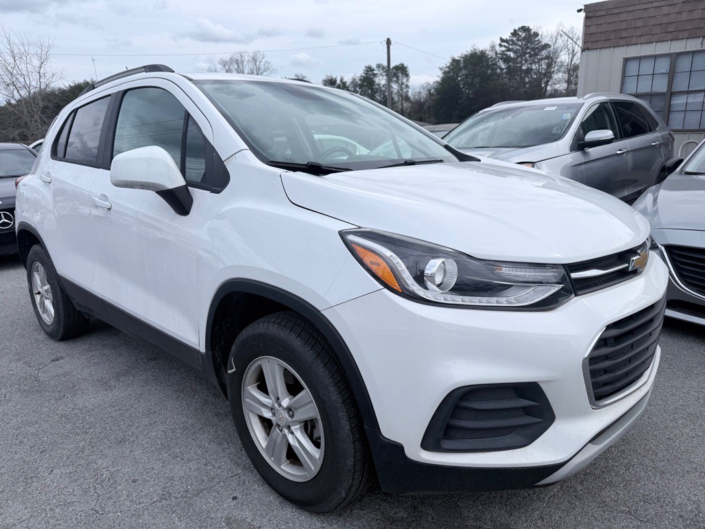 2022 Chevrolet Trax Image 2