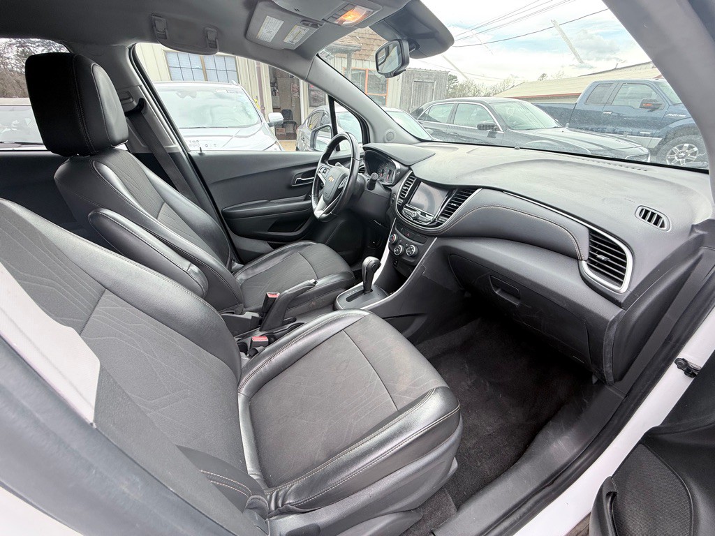 2022 Chevrolet Trax Image 13