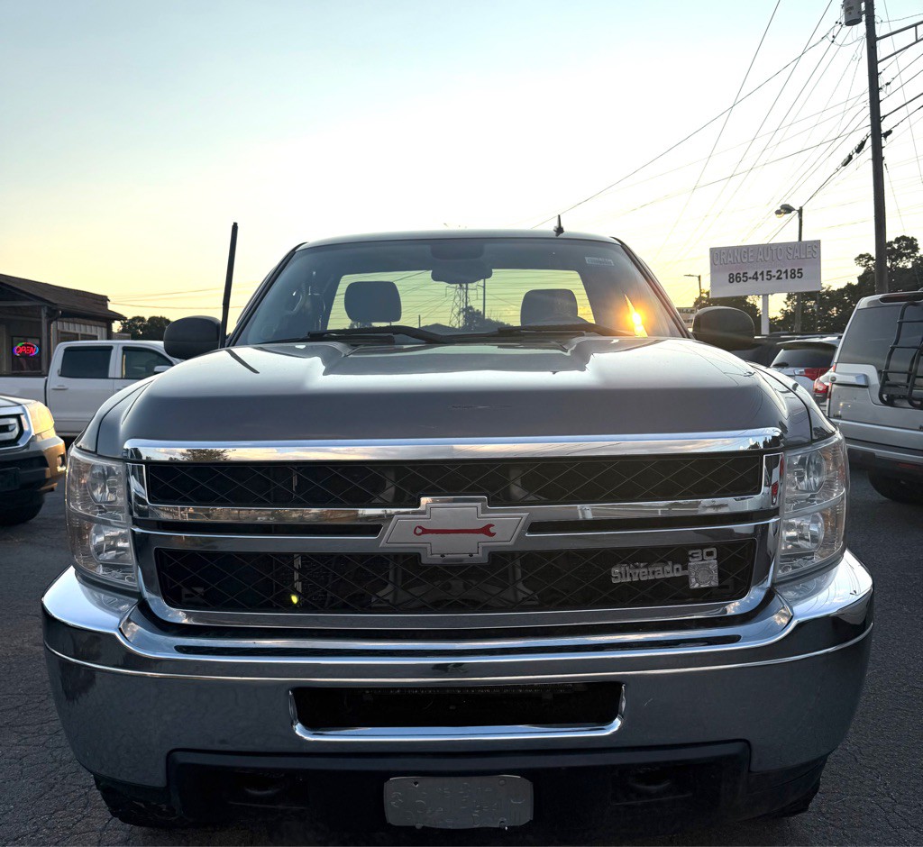 2013 Chevrolet Silverado 1500 Image 2