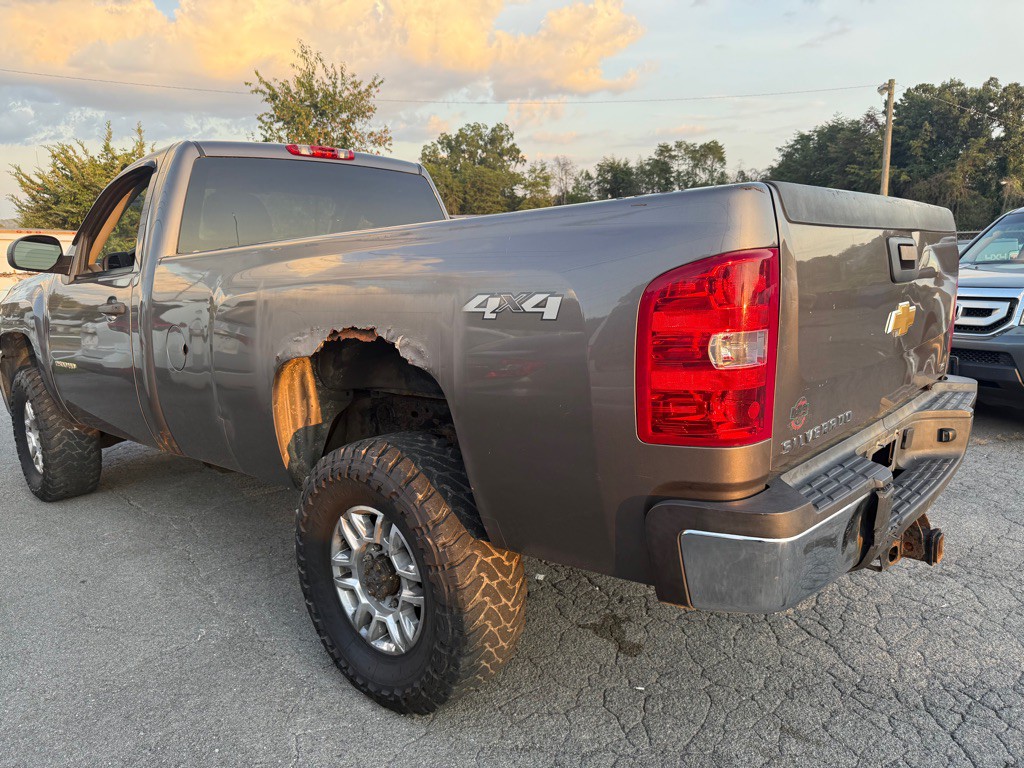 2013 Chevrolet Silverado 1500 Image 3