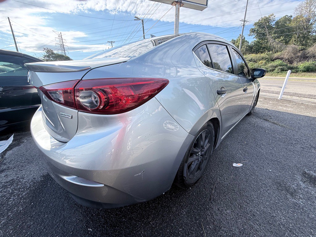 2015 Mazda Mazda3 Image 4