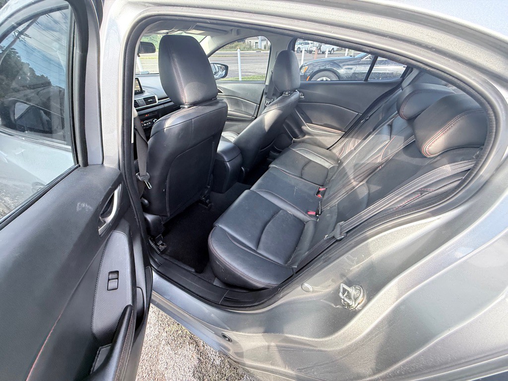 2015 Mazda Mazda3 Image 9