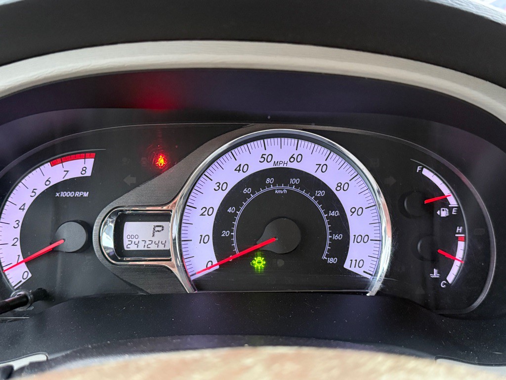 2012 Toyota Sienna Image 13