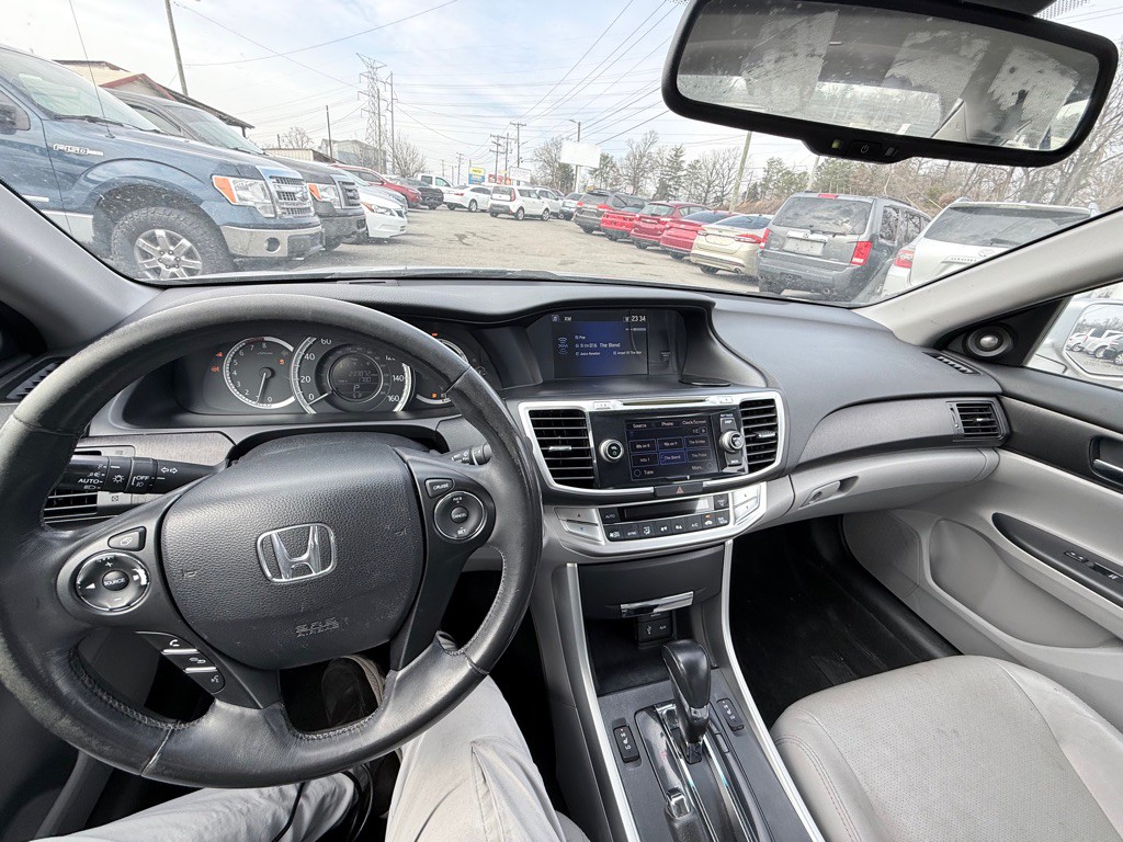 2013 Honda Accord Image 7