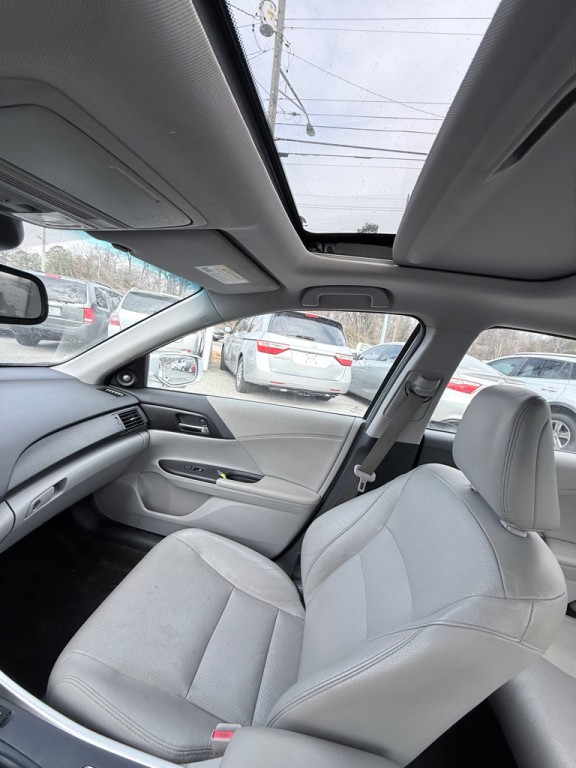 2013 Honda Accord Image 8