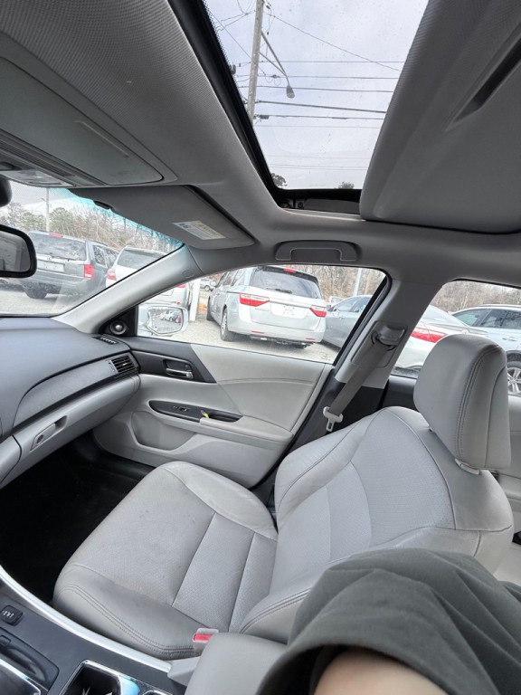 2013 Honda Accord Image 9