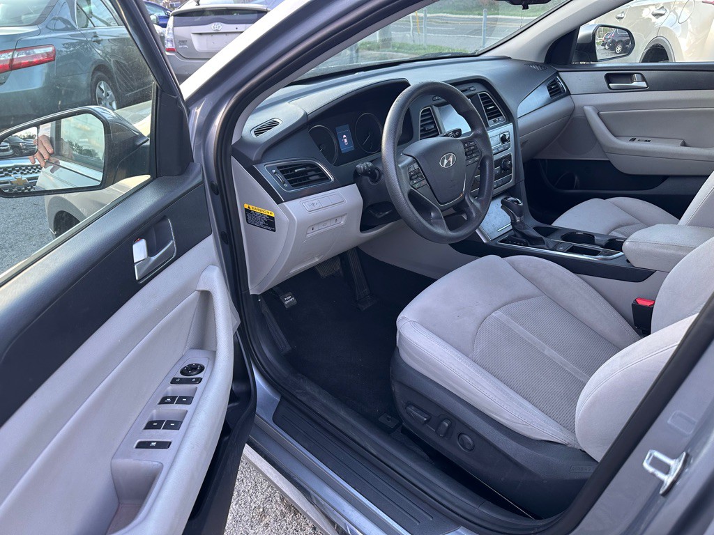 2017 Hyundai Sonata Image 7