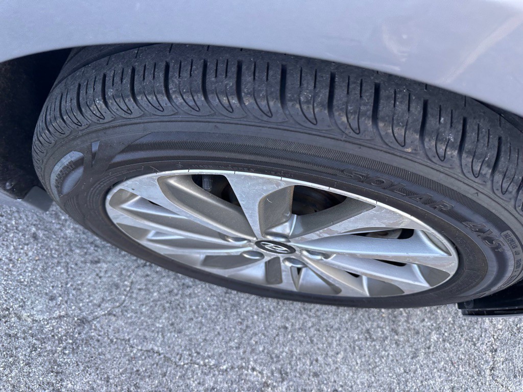 2017 Hyundai Sonata Image 10