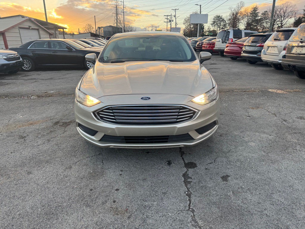 2017 Ford Fusion Image 1