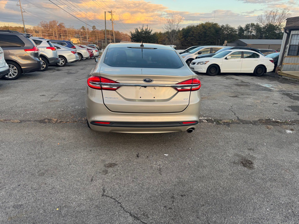 2017 Ford Fusion Image 5