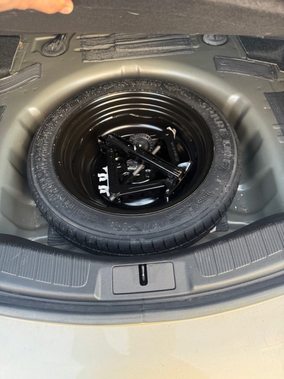 2017 Ford Fusion Image 12