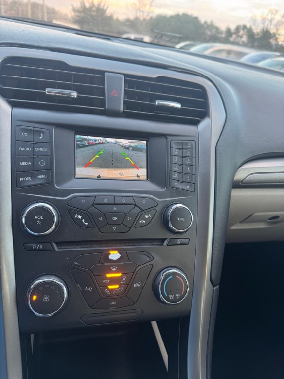 2017 Ford Fusion Image 14